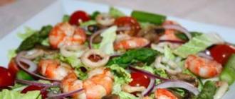 “Sea Mix” salat kalmaari, rannakarpide ja krevettidega Kalmaari ja rannakarbi salat majoneesiga